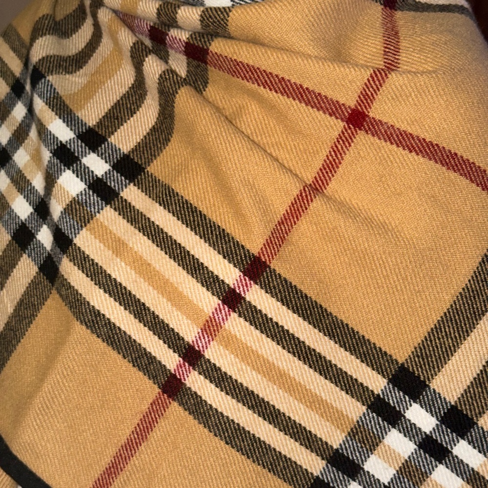 Plaid Patterned Scarf - Picture 2 of 7